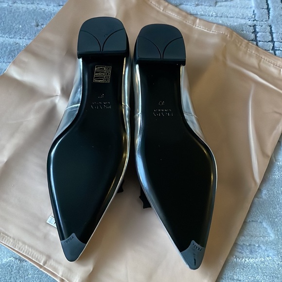 prada shoes - Picture 3 of 6